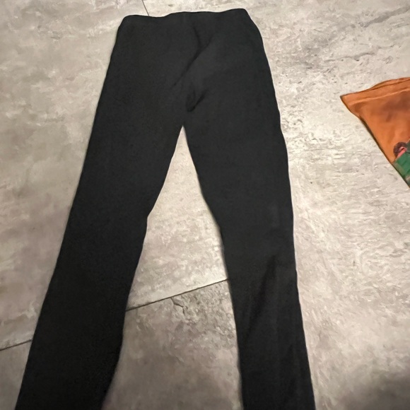 KIDS GAP BLACK LEGGINGS #kids - Picture 2 of 3